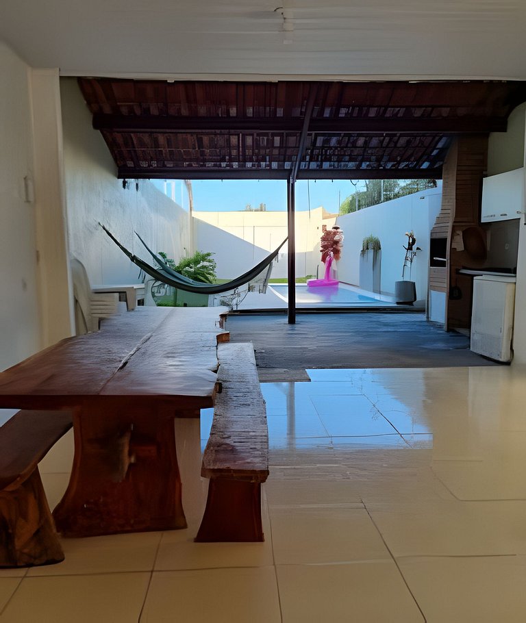 Casa com piscina Privativa na Massagueira