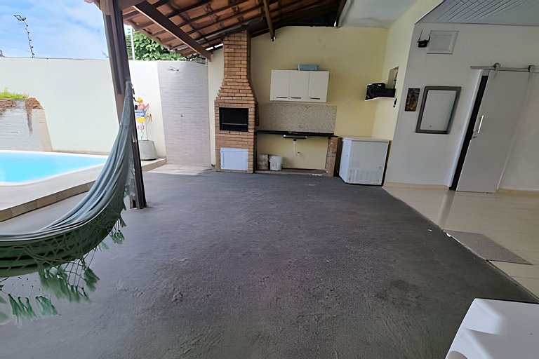 Casa com piscina Privativa na Massagueira