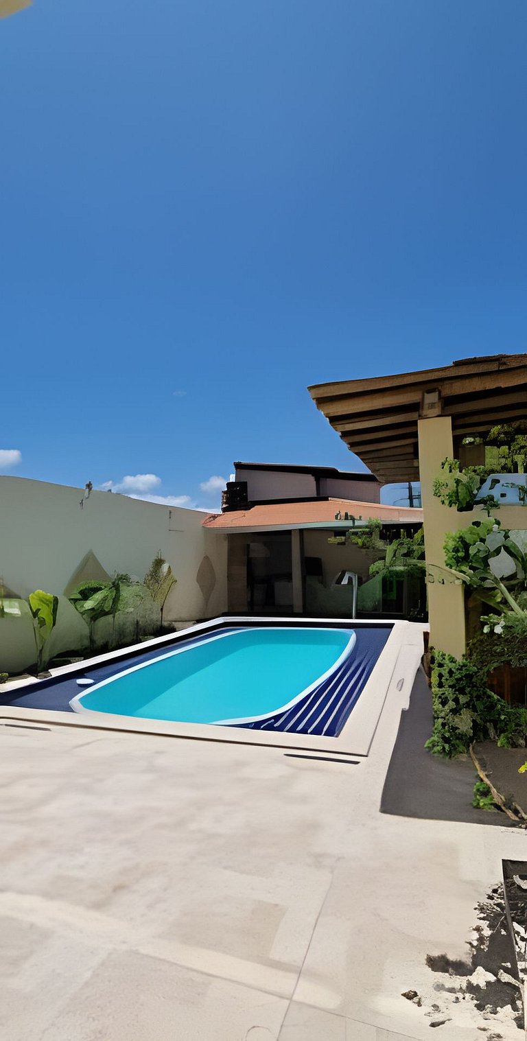 Casa exclusiva a minutos da Praia do Francês