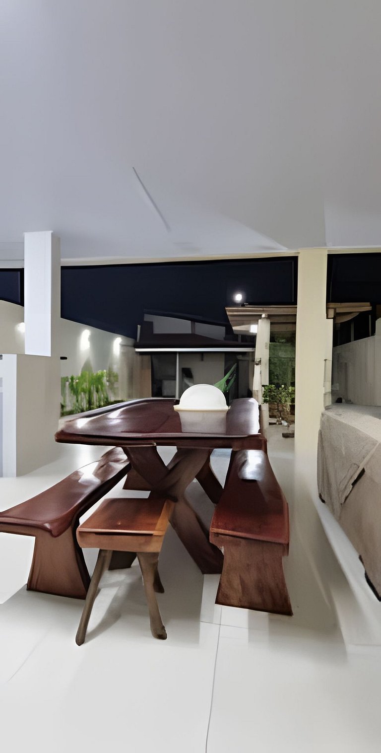 Casa exclusiva a minutos da Praia do Francês