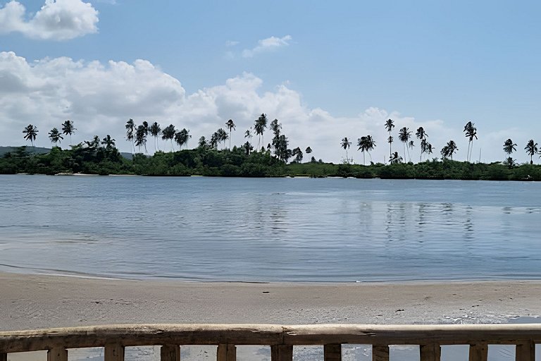 Casa exclusiva a minutos da Praia do Francês