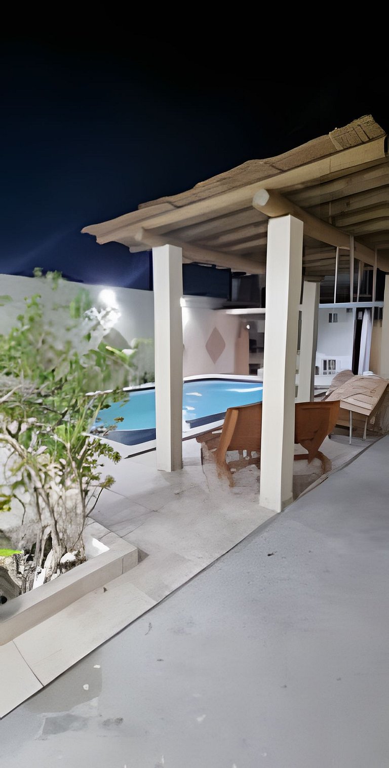 Casa exclusiva a minutos da Praia do Francês