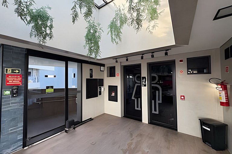 Belissímo Studio com Piscina a 150m da Praia