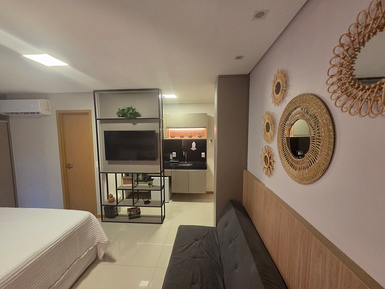 Lindo Studio com Piscina a poucos passos da Praia