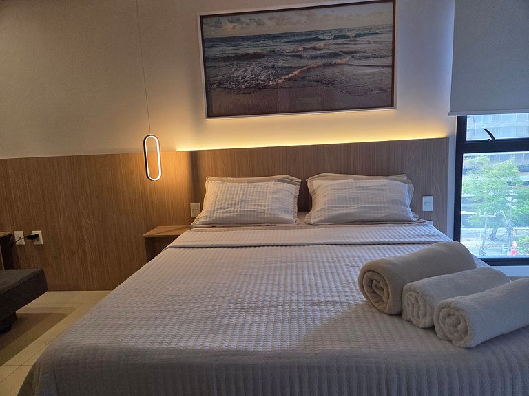 Lindo Studio com Piscina a poucos passos da Praia