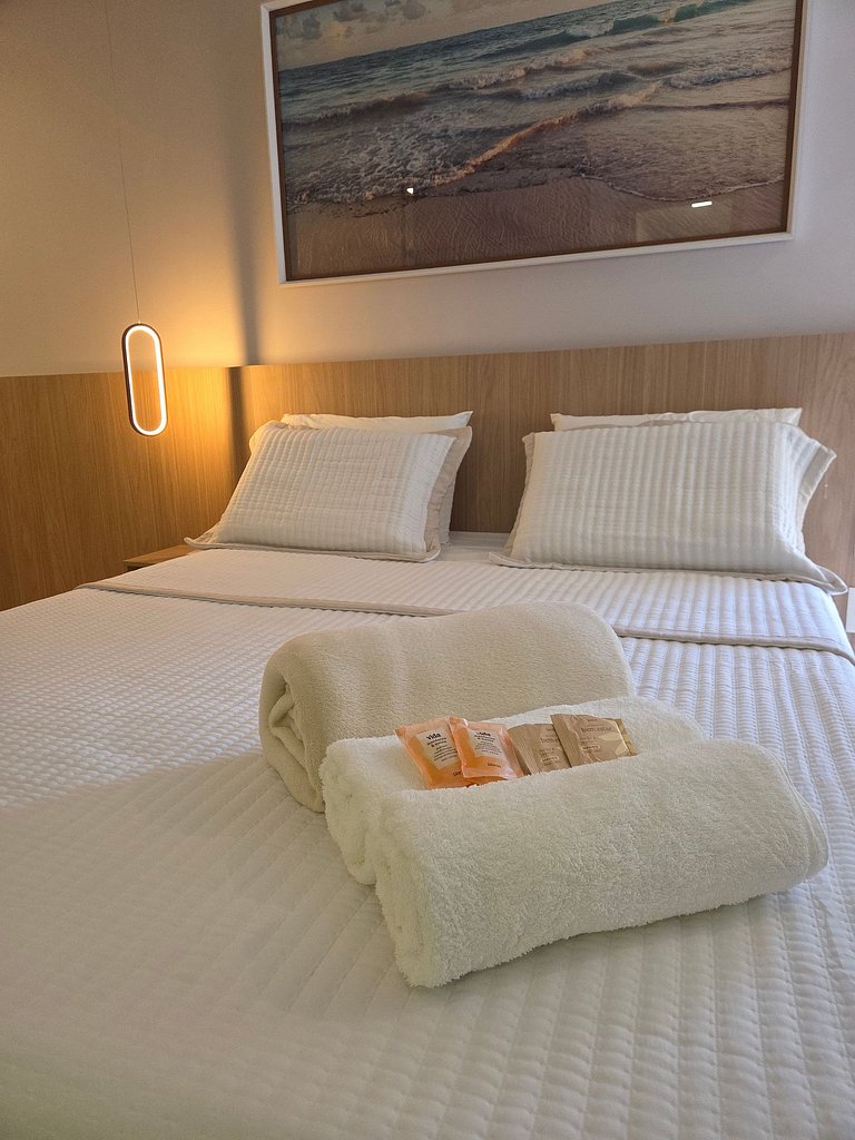 Lindo Studio com Piscina a poucos passos da Praia