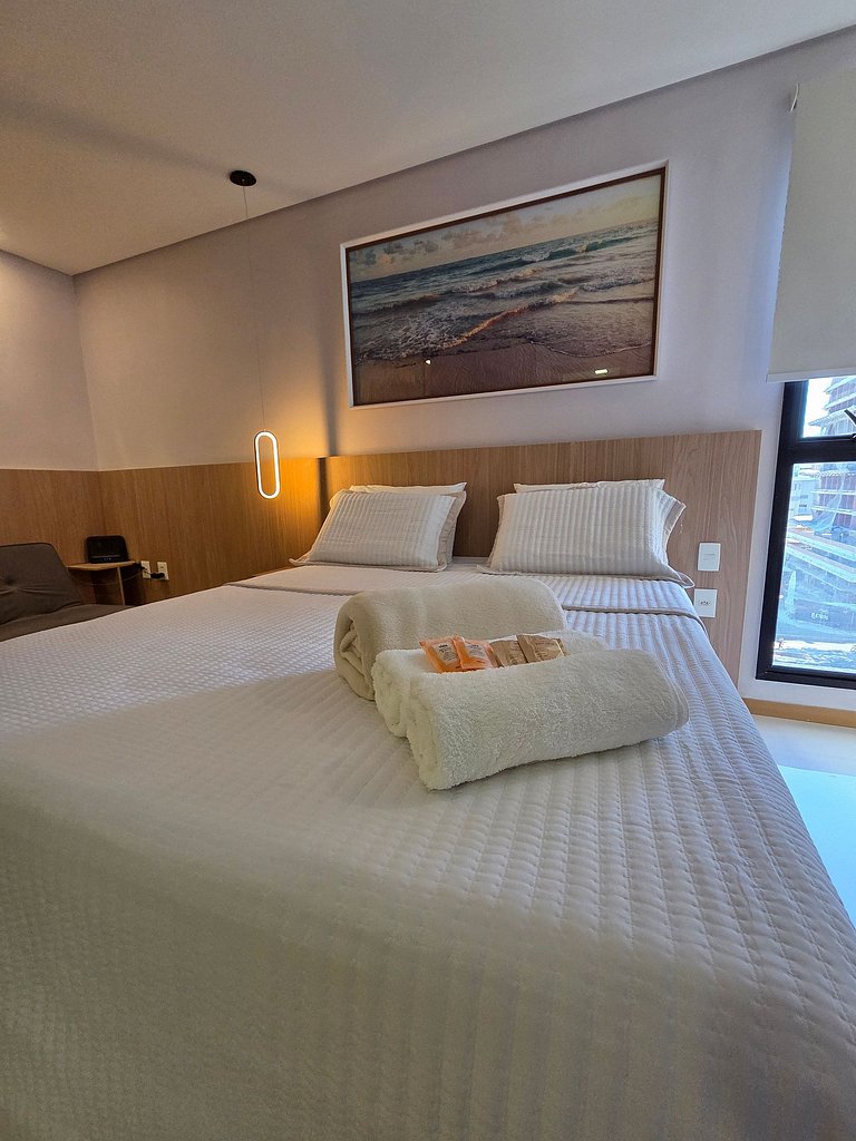 Lindo Studio com Piscina a poucos passos da Praia