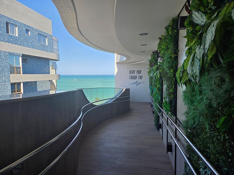Belissímo Studio com Piscina a 150m da Praia