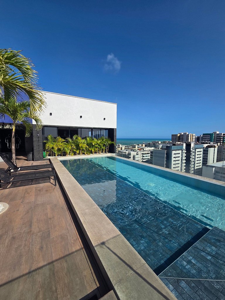 Belissímo Studio com Piscina a 150m da Praia
