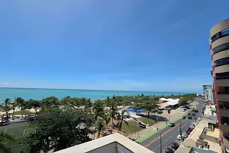 Duplex localizado na orla de Pajuçara.