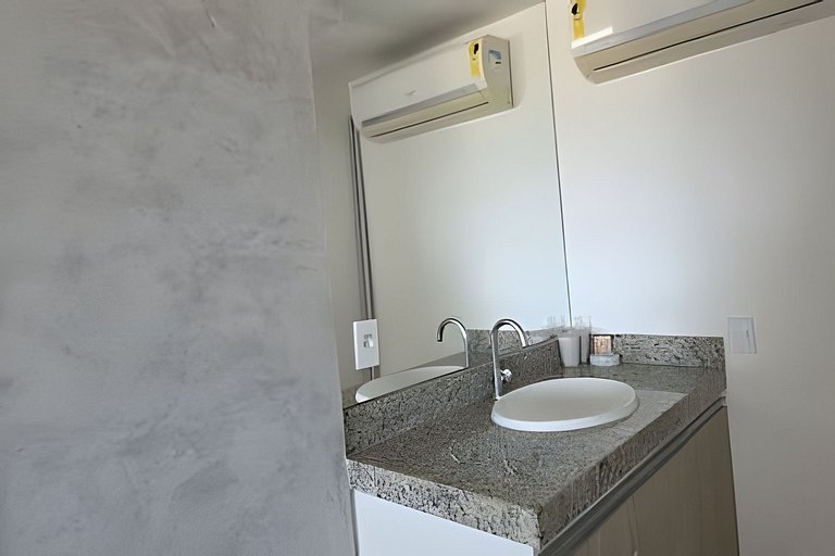 Duplex localizado na orla de Pajuçara.