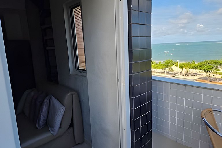 Duplex localizado na orla de Pajuçara.