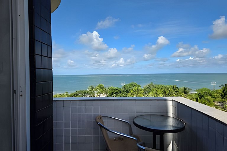 Duplex localizado na orla de Pajuçara.